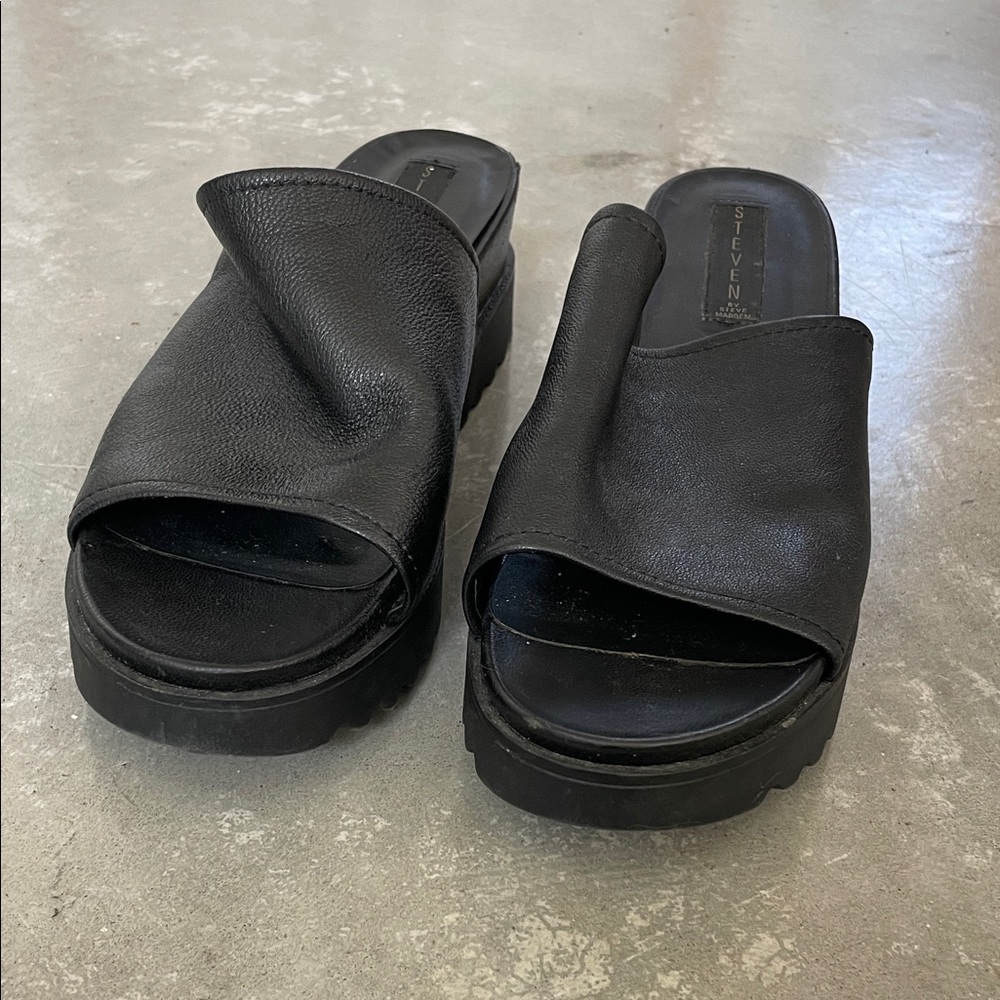 Steven By Steve Madden Black Leather Mules